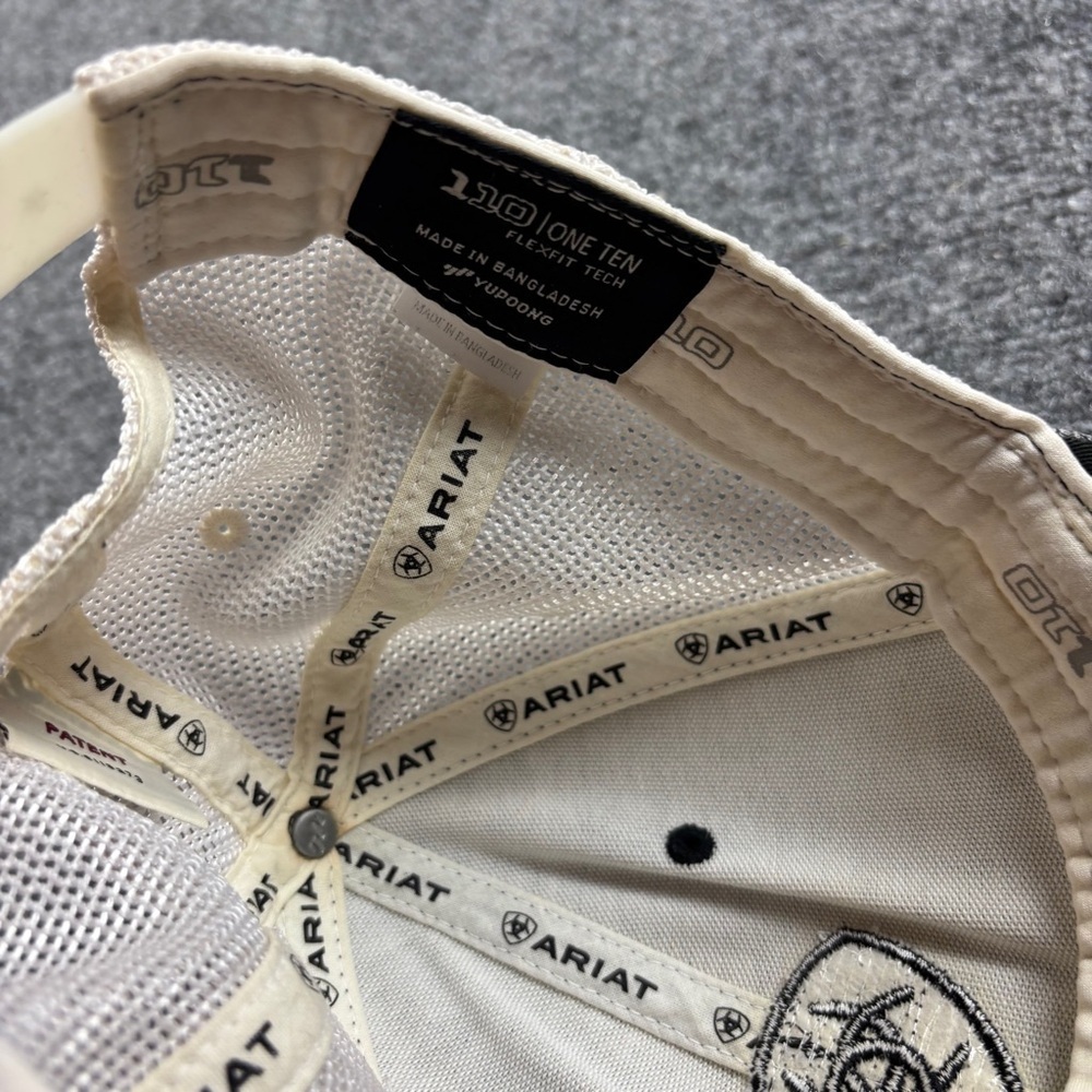 ARIAT Youth Flag Logo Mesh Snap Back Cap - Picture 5 of 7